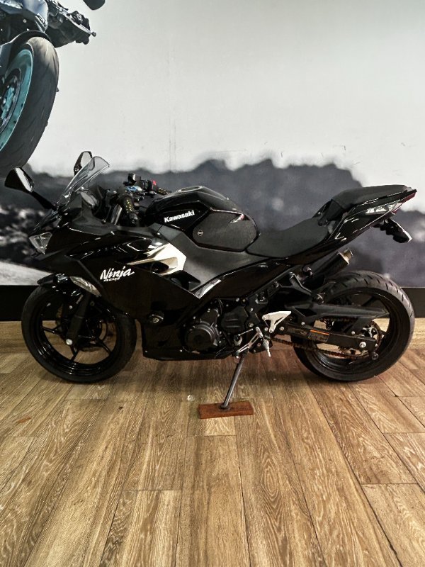2021 Kawasaki NINJA 400 Black