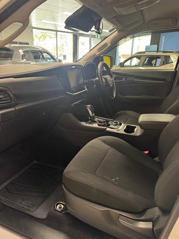 2025 Isuzu MU-X LS-U