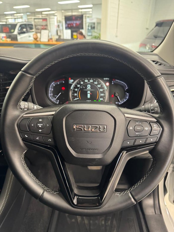 2025 Isuzu MU-X LS-U