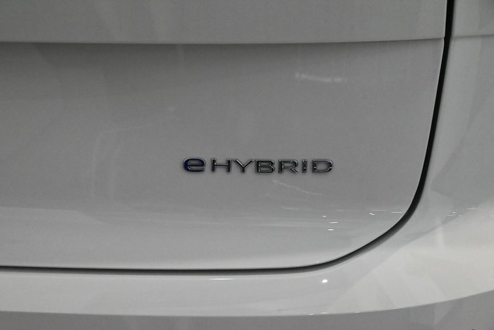 2025 Volkswagen Touareg R