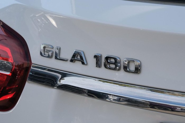 2018 Mercedes-Benz GLA-Class GLA180