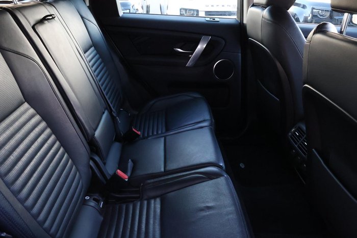 2020 Land Rover Discovery Sport D150 S