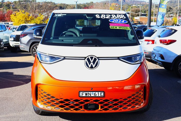 2024 Volkswagen ID. Buzz Pro BEV560