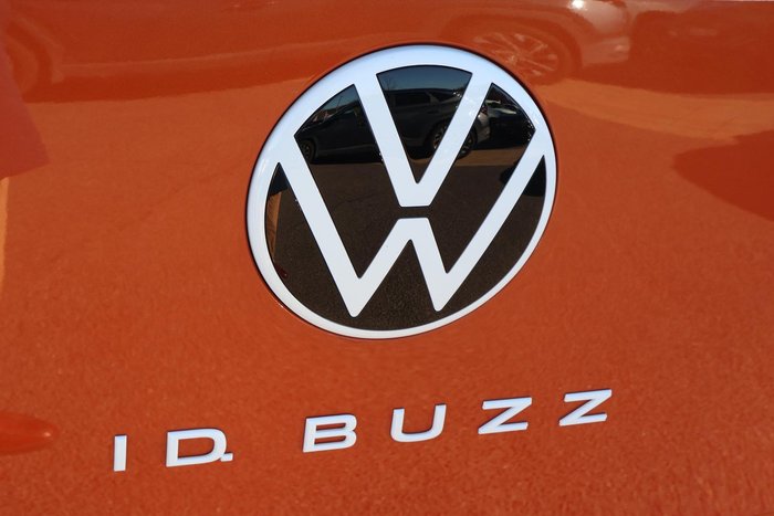 2024 Volkswagen ID. Buzz Pro BEV560