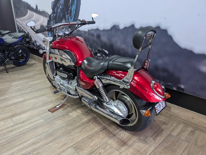 2005 Triumph ROCKET III RED