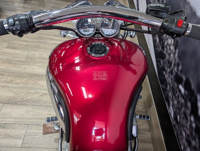 2005 Triumph ROCKET III RED