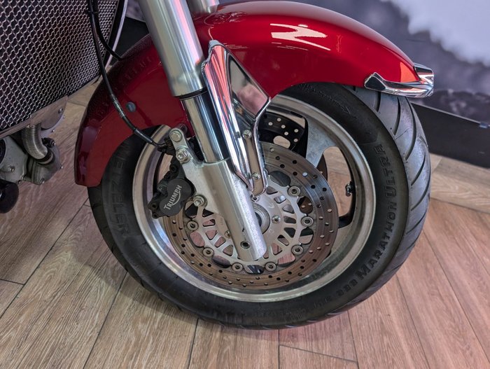 2005 Triumph ROCKET III RED