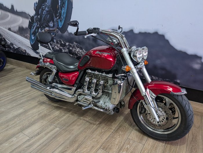 2005 Triumph ROCKET III RED