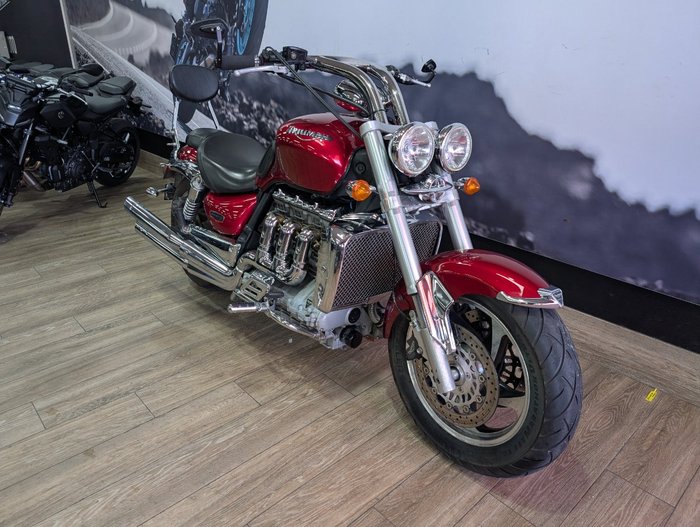 2005 Triumph ROCKET III RED