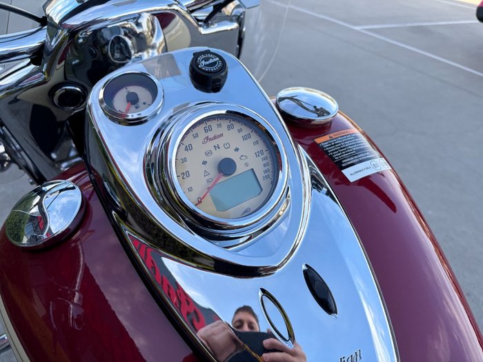 2025 Indian SPRINGFIELD SPECIAL EDITION CREAM