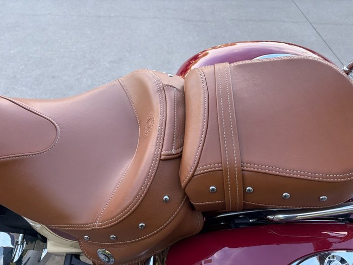 2025 Indian SPRINGFIELD SPECIAL EDITION CREAM