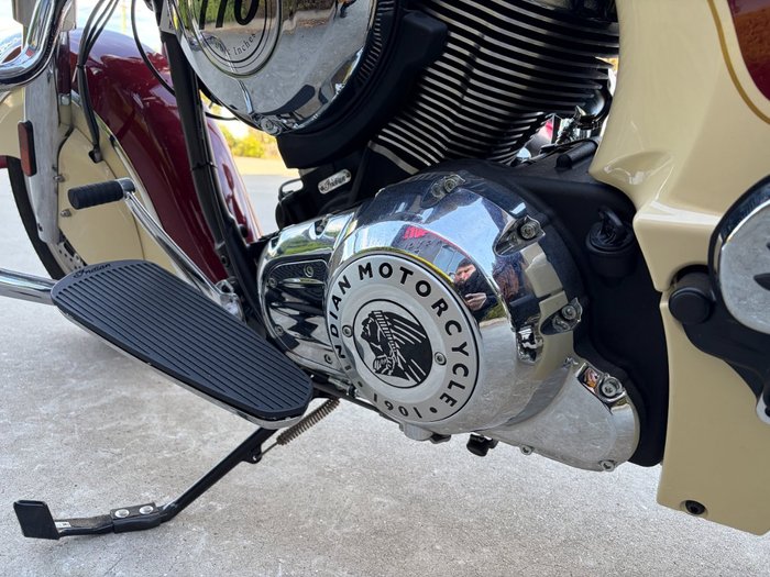2025 Indian SPRINGFIELD SPECIAL EDITION CREAM