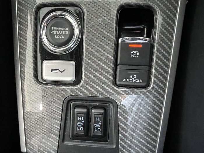 2019 Mitsubishi Outlander PHEV Exceed