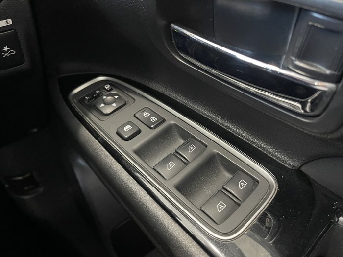 2019 Mitsubishi Outlander PHEV Exceed