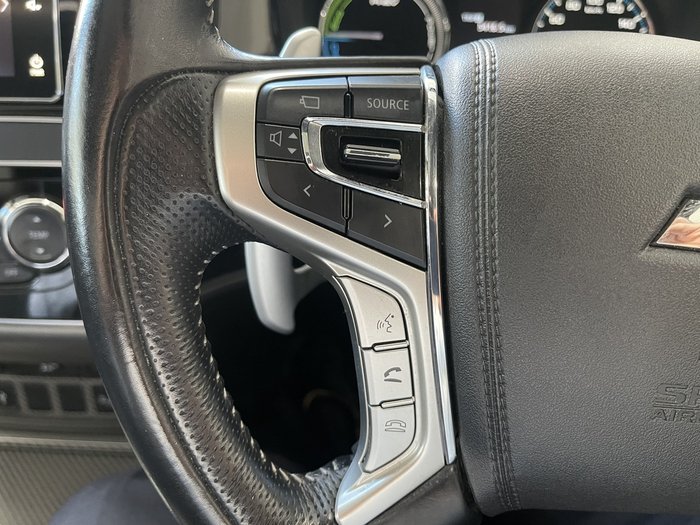 2019 Mitsubishi Outlander PHEV Exceed