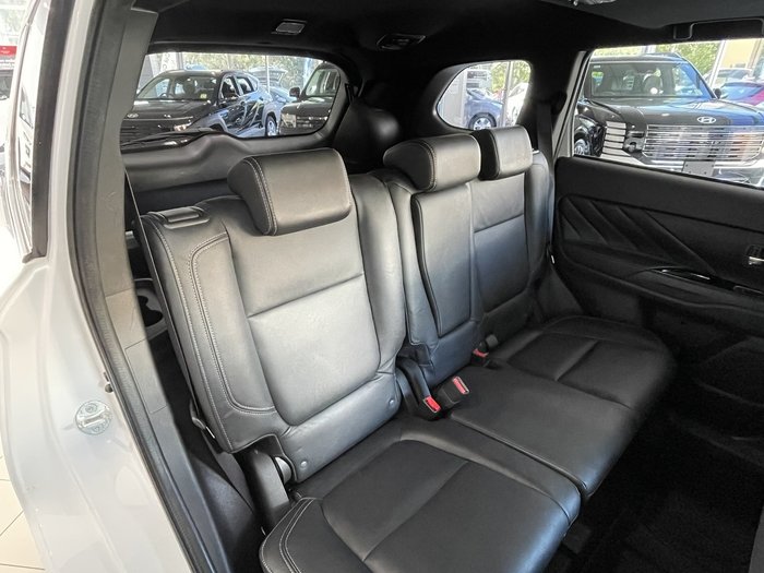2019 Mitsubishi Outlander PHEV Exceed