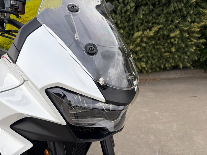 2023 MOTO GUZZI V100 MANDELLO