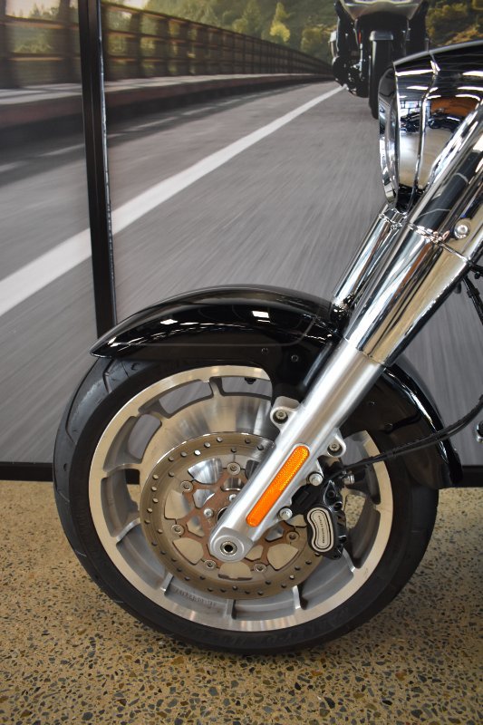 2025 HARLEY-DAVIDSON FLFB FAT BOY (117)