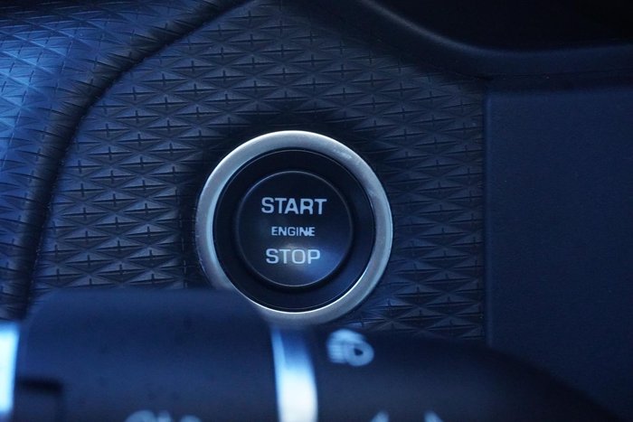 2022 Land Rover Range Rover Velar P250 R-Dynamic S