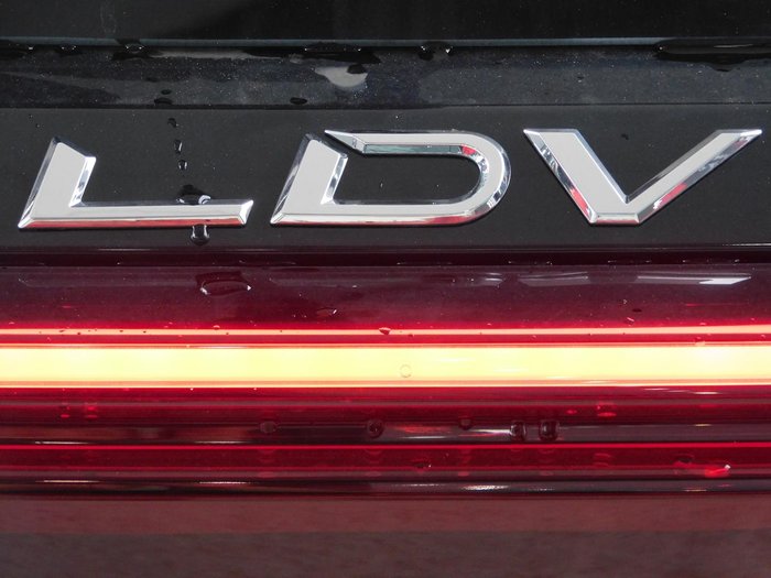 2025 LDV D90 Executive