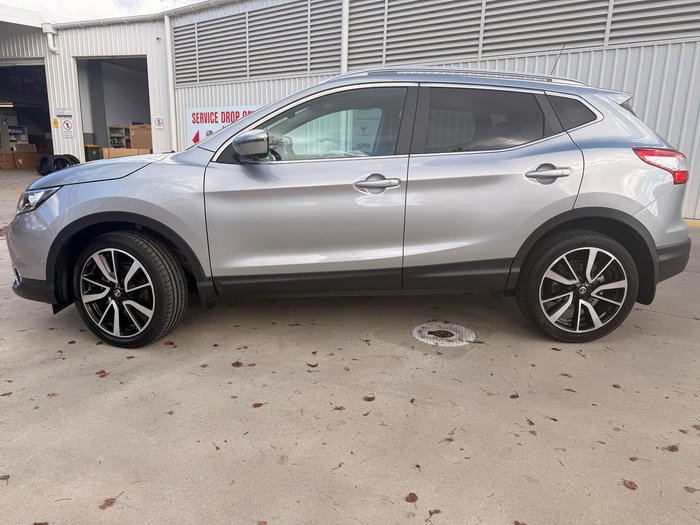 2017 Nissan QASHQAI Ti