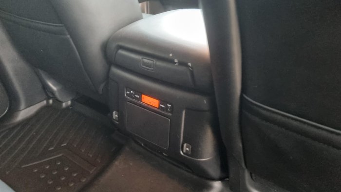 2022 Nissan Patrol Ti