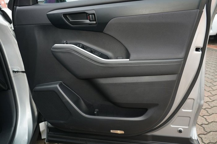 2025 Toyota Kluger GX