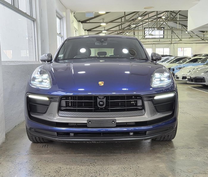 2023 Porsche Macan T