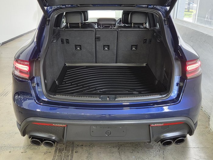 2023 Porsche Macan T