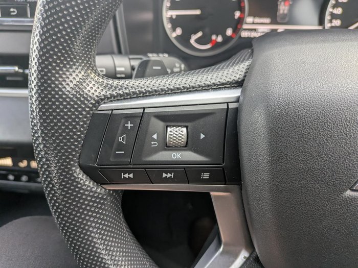 2023 Mitsubishi Outlander ES