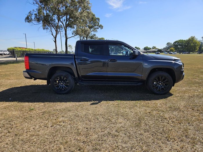 2025 Mitsubishi Triton GLX-R