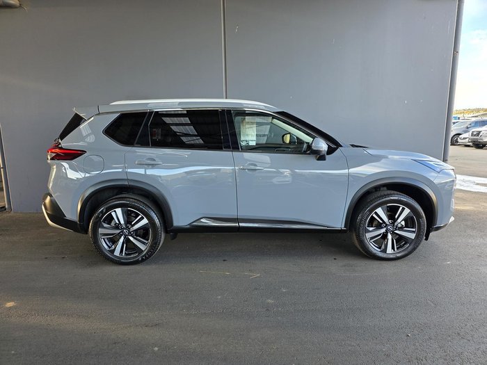 2025 Nissan X-TRAIL Ti