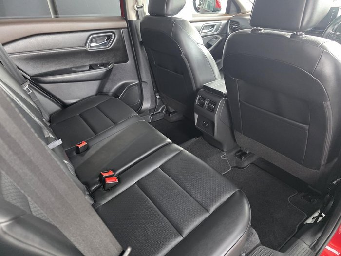 2025 Nissan X-TRAIL ST-L