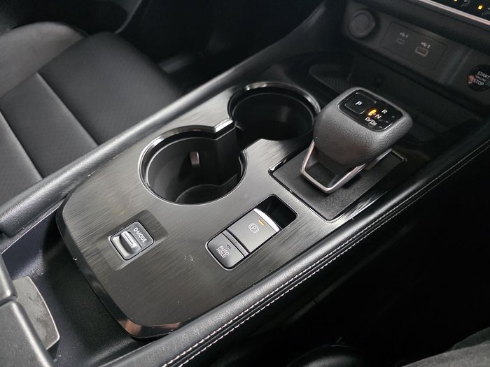 2025 Nissan X-TRAIL ST-L