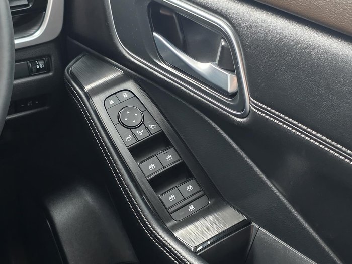2025 Nissan X-TRAIL ST-L