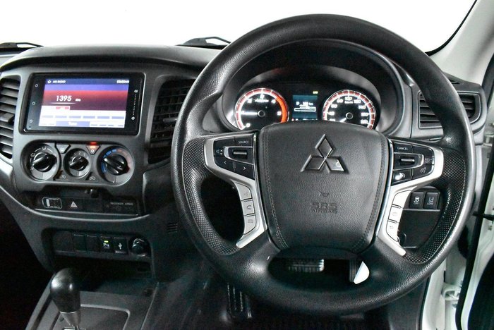 2022 Mitsubishi Triton GLX