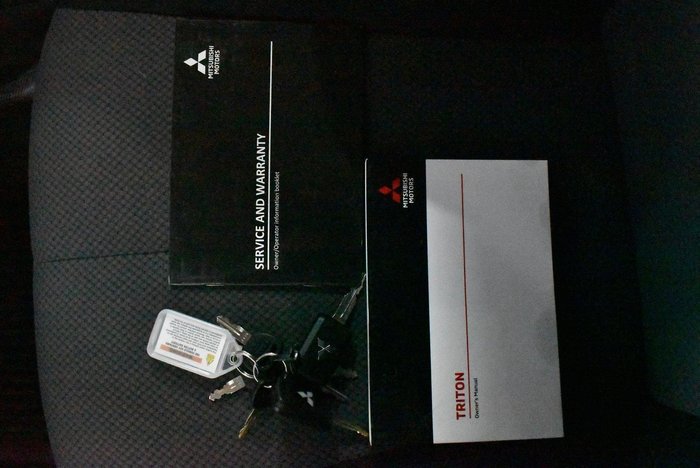 2022 Mitsubishi Triton GLX