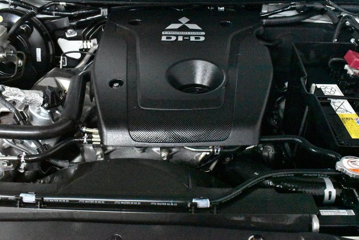 2022 Mitsubishi Triton GLX