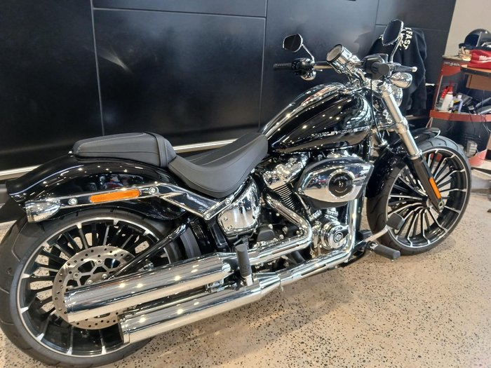 Harley-Davidson Breakout 117 (FXBR) Softail