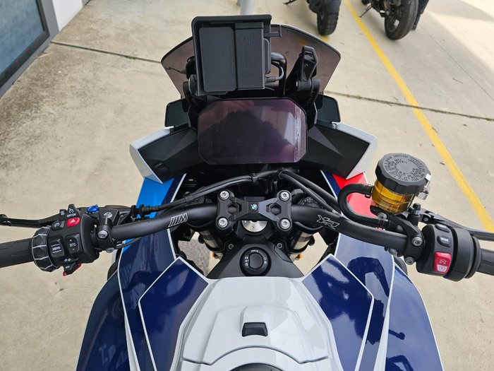 2026 BMW Motorrad M 1000 XR White