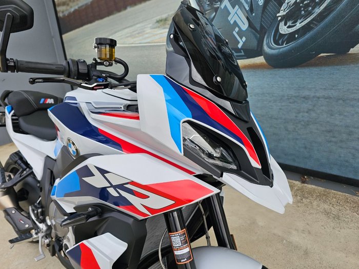 2026 BMW Motorrad M 1000 XR White