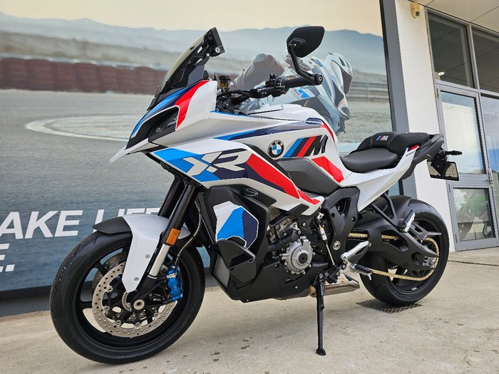 2026 BMW Motorrad M 1000 XR White