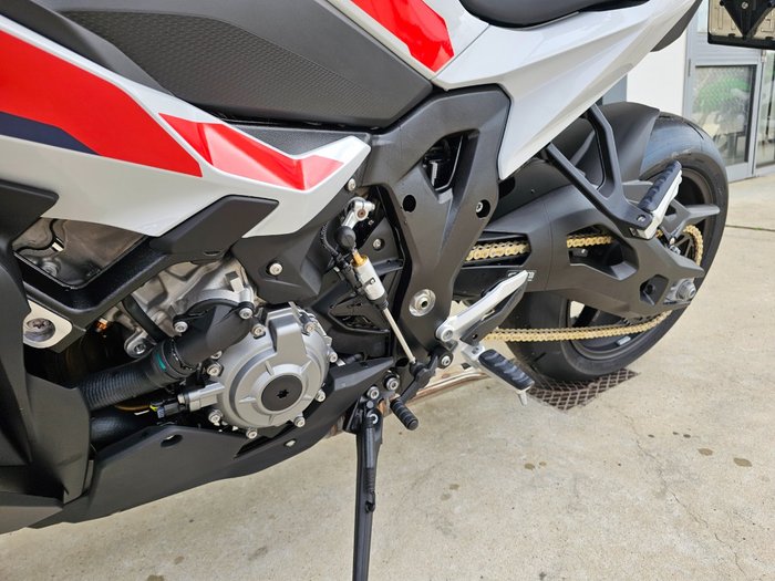 2026 BMW Motorrad M 1000 XR White