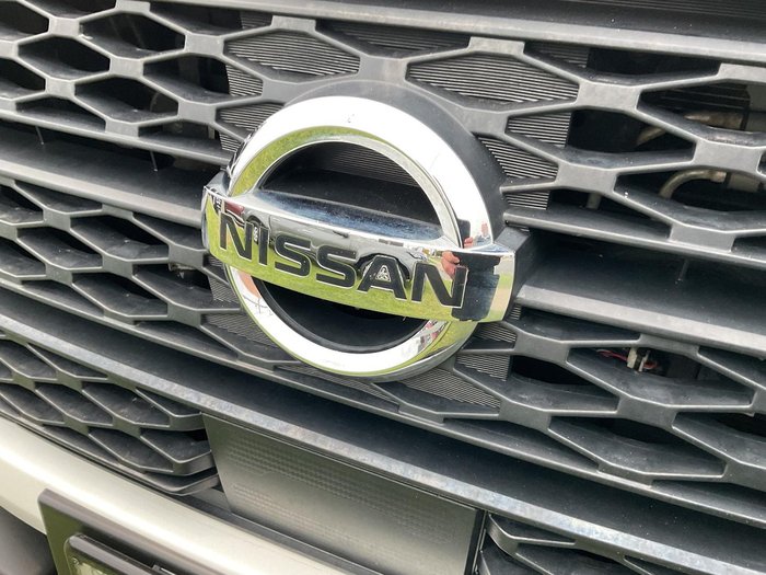 2021 Nissan Navara SL