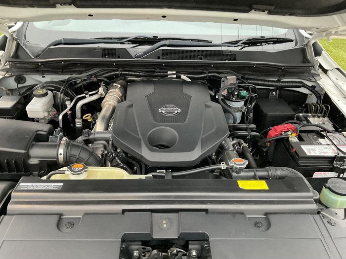 2021 Nissan Navara SL