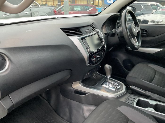 2021 Nissan Navara SL