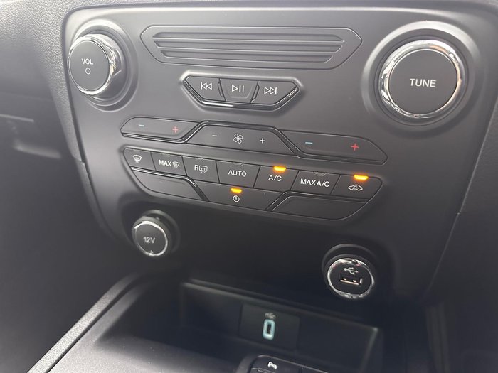 2022 Ford Everest Sport