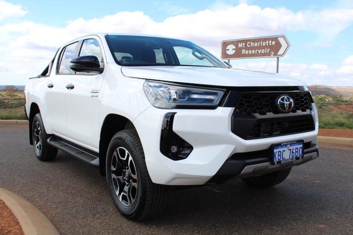 2024 Toyota Hilux