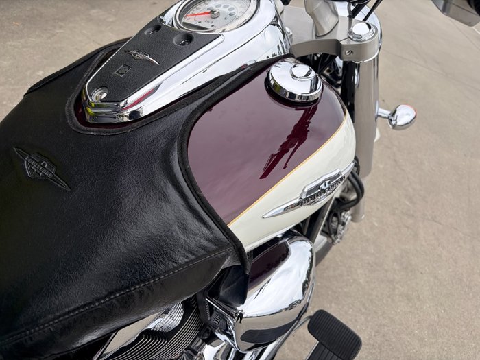 2010 Suzuki VLR 1800T BOULEVARD (C109RT)