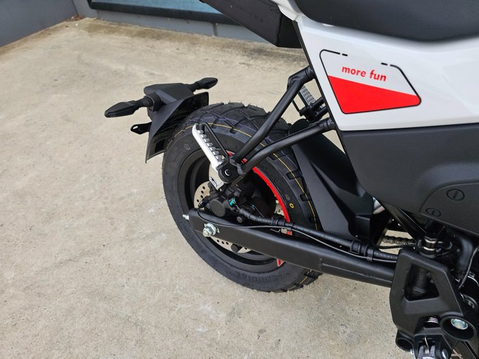 2025 CFMOTO XO PAPIO TRAIL White